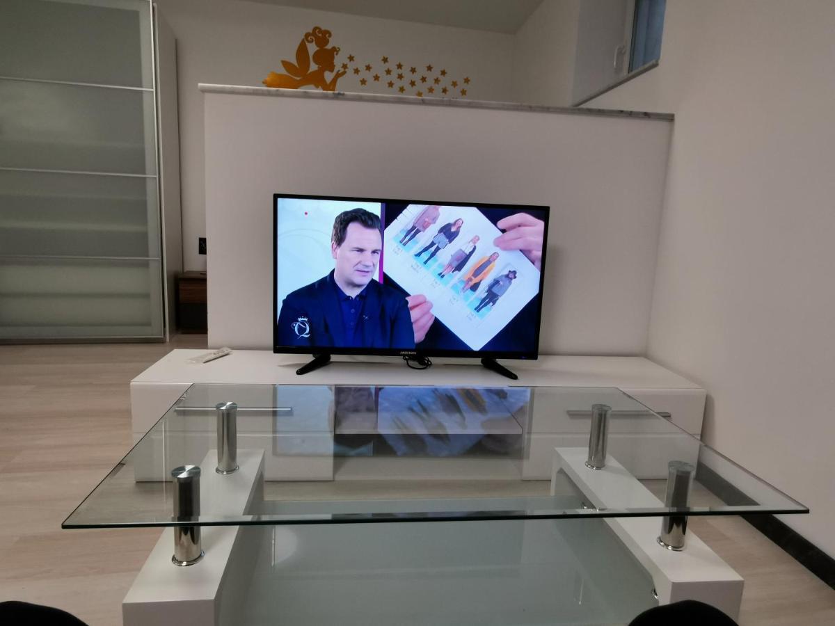 Messe Unterkunft Vanilla Кельн Екстер'єр фото
